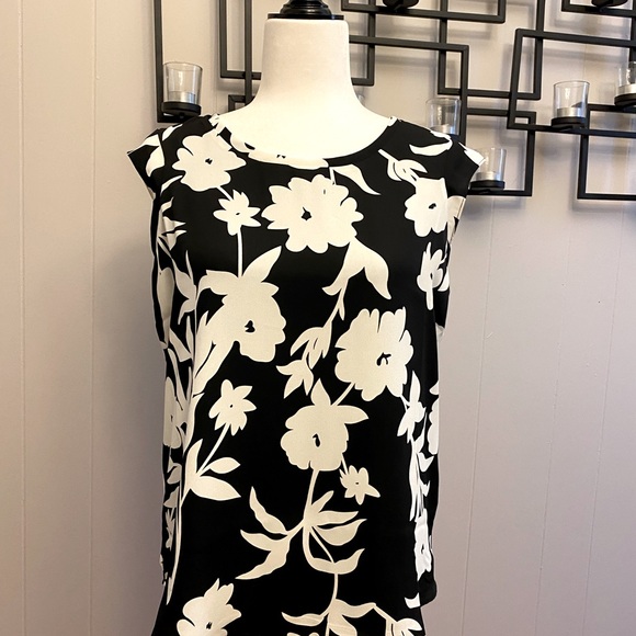 Rickis floral cap sleeve blouse - Picture 1 of 10